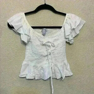 White Revamped top sz M cropped smocked puff sleeve tie front pirate Halloween